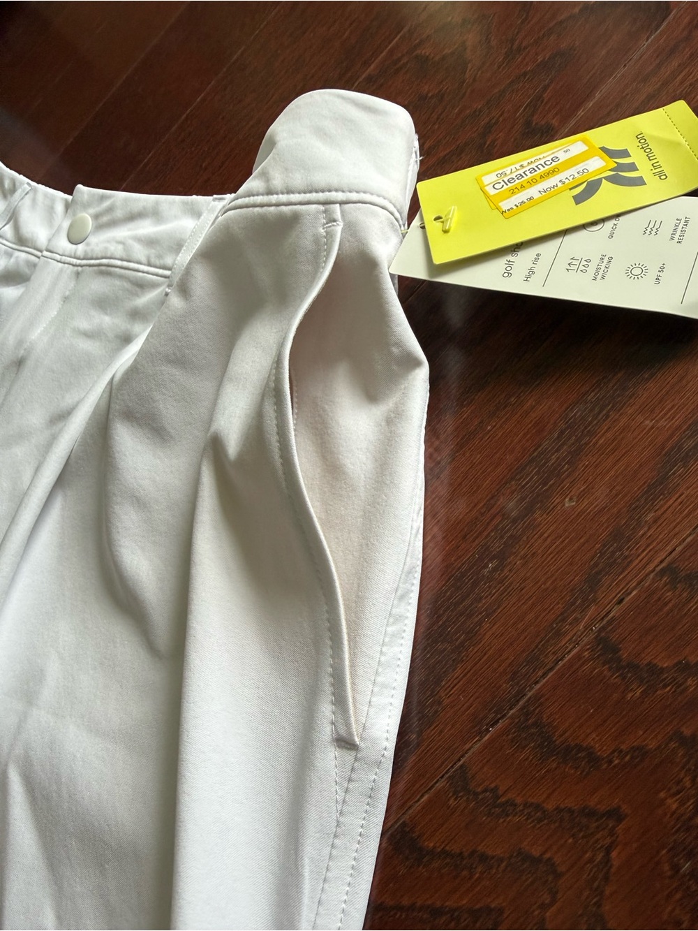 All in Motion Women’s White Performance Golf, High-Rise Pleated Shorts - Picture 6 of 7